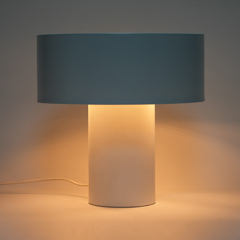Decoratieve sfeer tafellamp